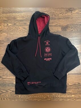 Atlanta United Men’s Pullover Hoodie